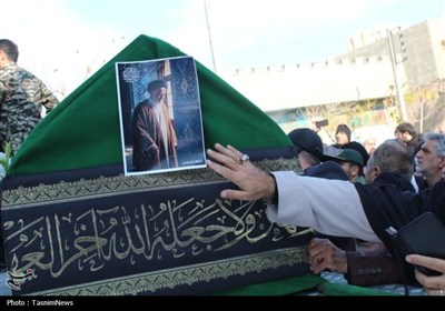 آیین تشییع پیکر آیت الله شاهچراغی در سمنان؛ «همه شهر» آمدند!