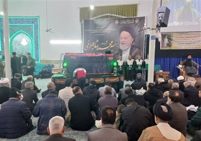 وداع باشکوه مردم دامغان با پیکر آیتالله شاهچراغی