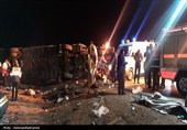 واژگونی اتوبوس در محور اصفهان-نطنز