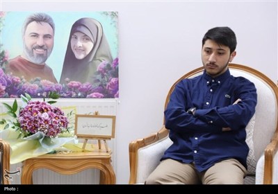 روایت فرزند شهیدان معصومه کرباسی و عواضه از سبک زندگی یک خانواده مقاوم