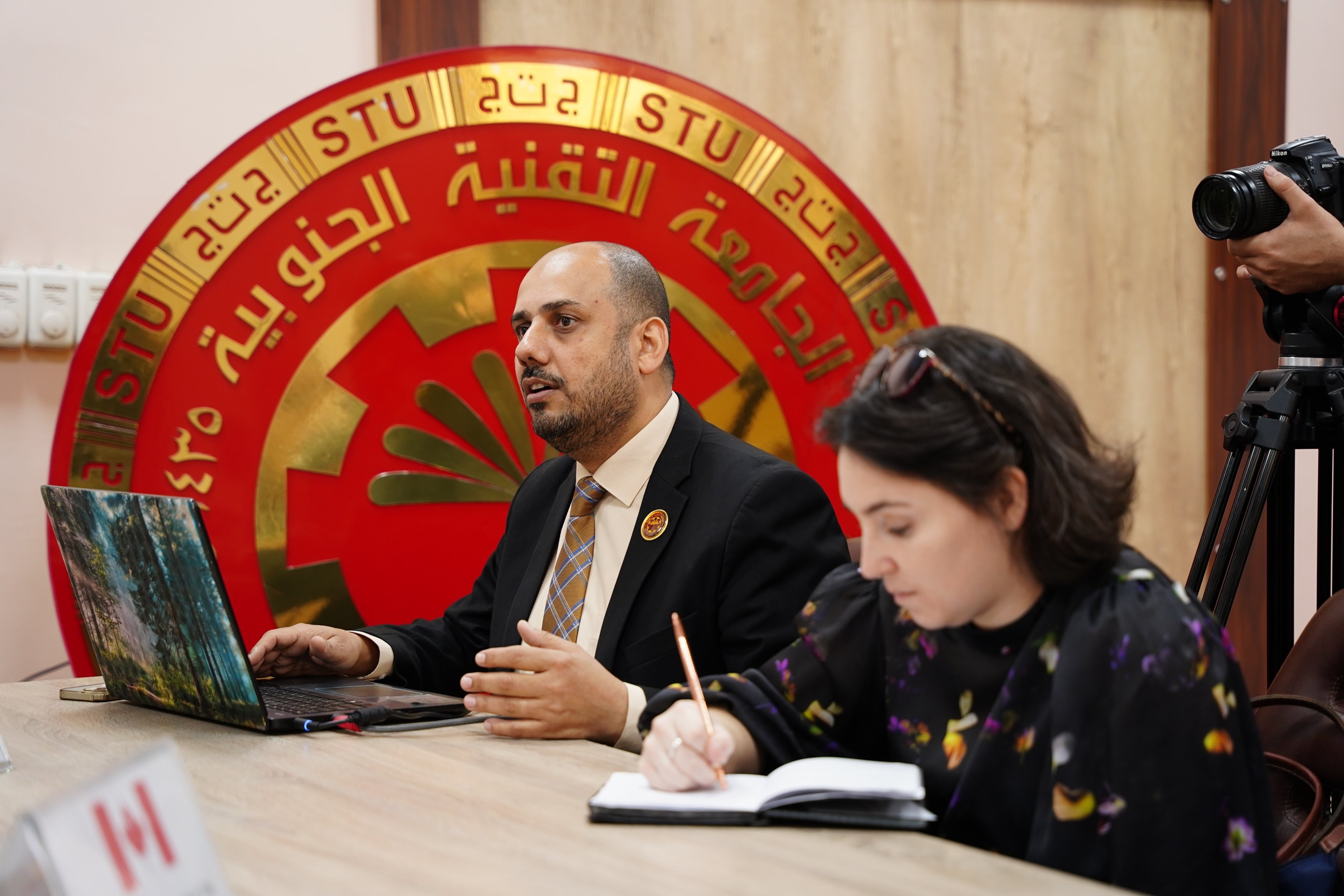 کشور کانادا , کشور عراق ,