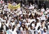 دواطلبان فدایی‌حرم‌حضرت زینب(س) پس از نمازجمعه اهواز راهپیمایی کردند