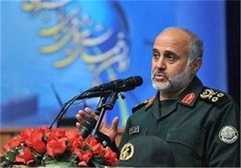 Commander Lambastes Double-Standard Policies against Iran