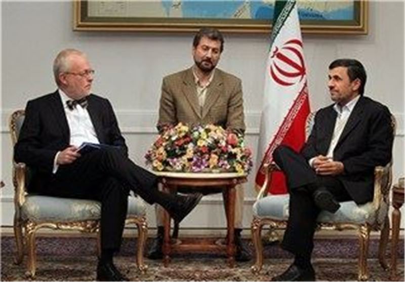 احمدی نژاد و سفیر سوئد