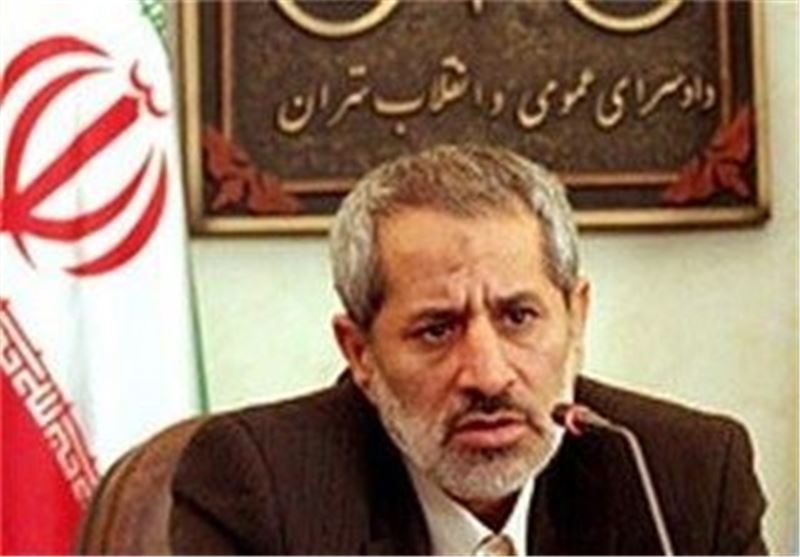 دادستان تهران از غرفه خبرگزاری تسنیم بازدید کرد
