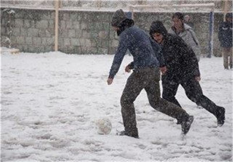 برف و باران مدارس استان لرستان را تعطیل کرد