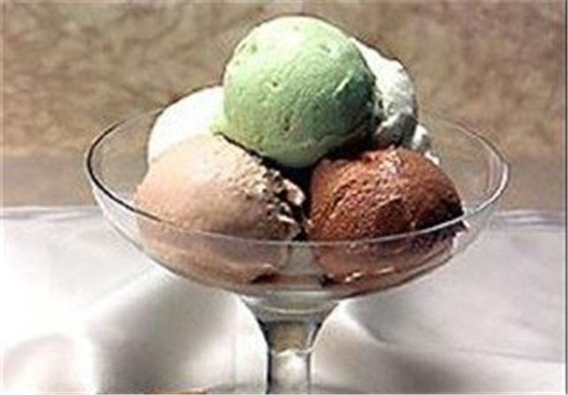 شهرداری با سد معبر بستنی‌فروشان برخورد می‌کند/ افزایش 12 درصدی قیمت انواع بستنی در اصفهان