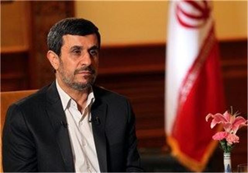 احمدی‌نژاد درگذشت پدر شهیدان یاسینی را تسلیت گفت