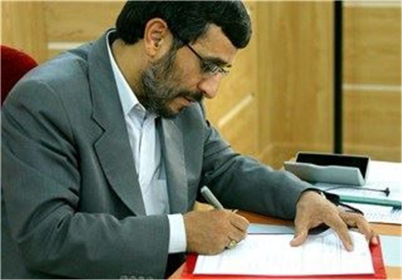 محمود احمدی‌نژاد درگذشت علی‌محمد بارفروش‌مظفر را تسلیت گفت