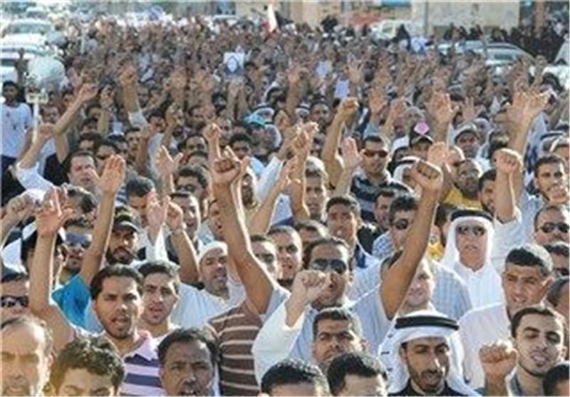 بیداری و روشنفکری نباید از انقلاب مردم یمن خارج شود