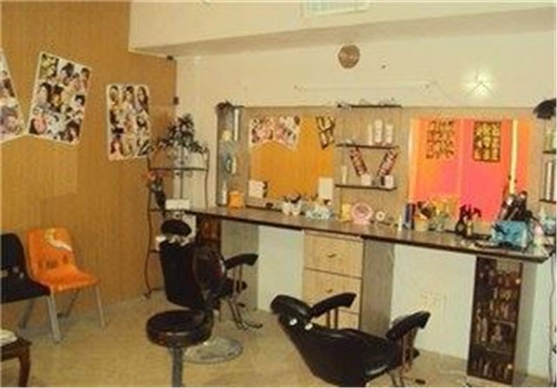 35 آرایشگاه متخلف در اصفهان پلمب شد