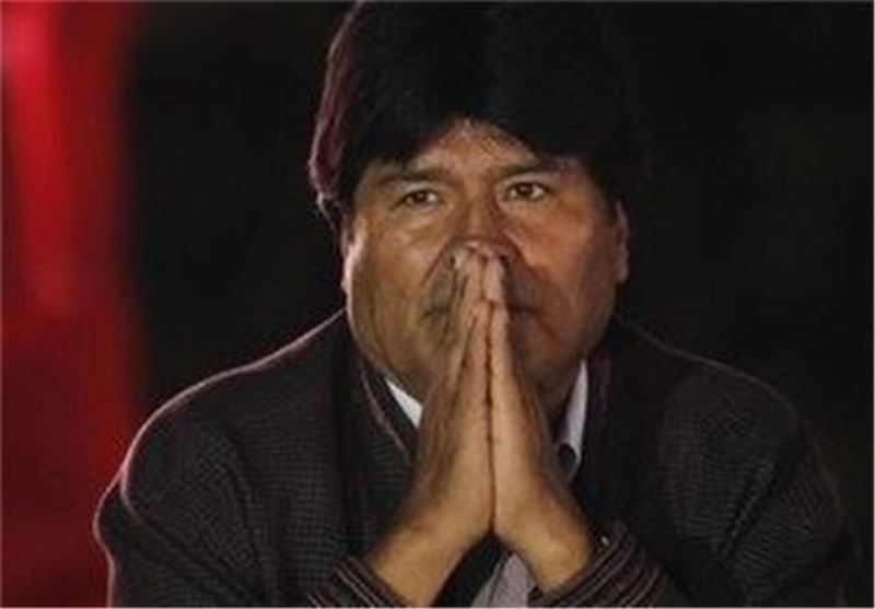 Morales Warns Bolivian Leaders Not to &apos;Stain Themselves with Blood&apos; as Protesters Take to Streets