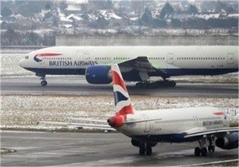 طوفان فرود هواپیماهای مسافربری در فرودگاه لندن را با چالش مواجه کرد
