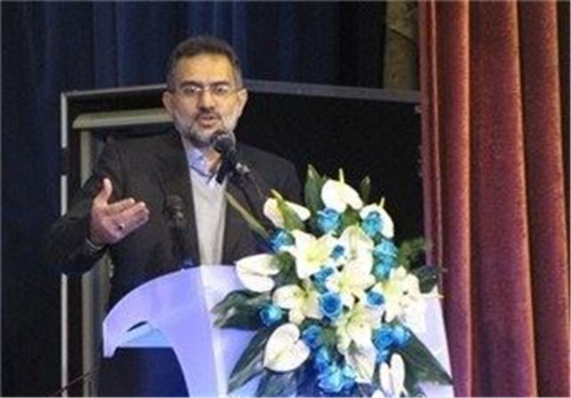 خیام غبار را از چشم‌ها می‌زدود و عظمت را به نگاه می‌داد