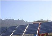 سلول‌های خورشیدی بر بام ساختمان‌های خراسان جنوبی نصب می‌شود