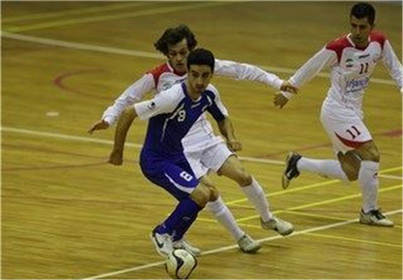 چهارمین دوره مسابقات فوتسال جام مناطق آزاد در چابهار برگزار شد