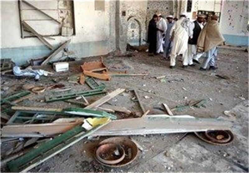 آمار تلفات حمله انتحاری به نمازگزاران در پاکستان به 28 نفر رسید