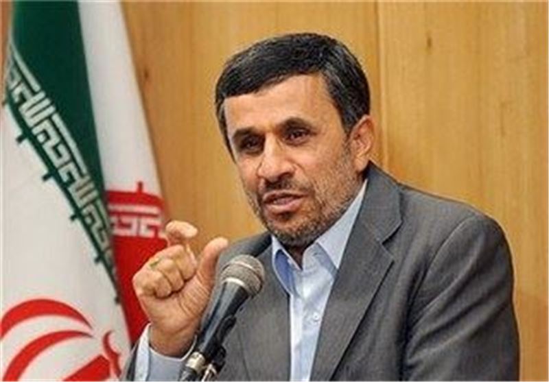 حساب احمدی‌نژاد مسدود نشده است