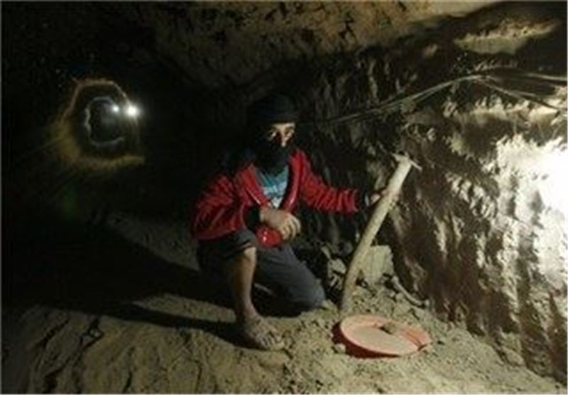 تخریب تونل ها در مرز با غزه از سوی بولدزرهای مصری