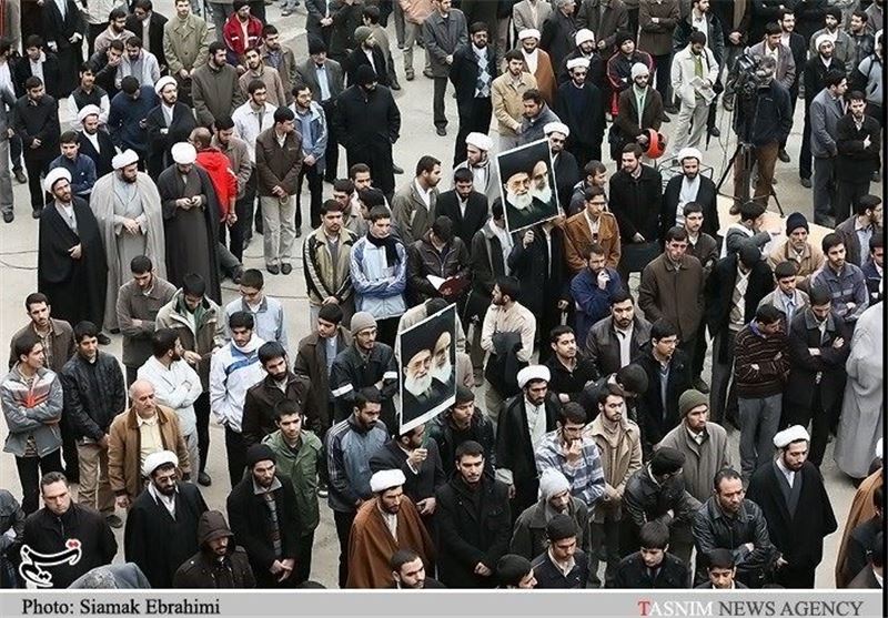 تجمع طلاب پلدختری در اعتراض به قطعنامه ضد ایرانی اتحادیه اروپا