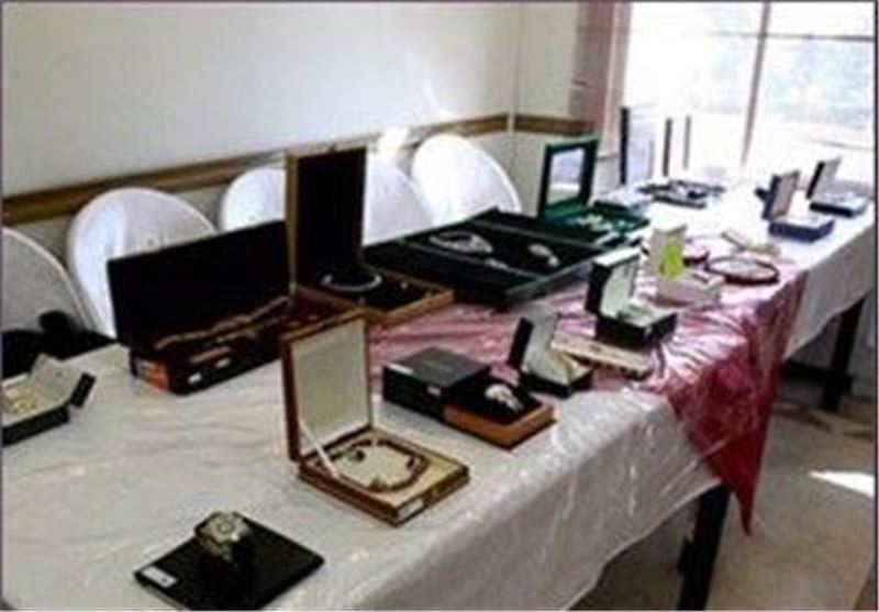 توضیحات هاشمی درباره هدایای روحانی