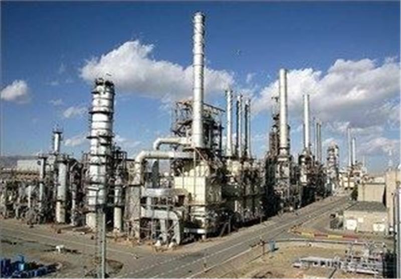 تحریم نفت ایران تنها پالایشگاه سریلانکا را تعطیل کرد