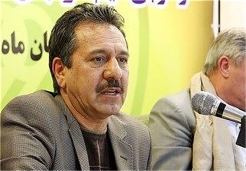 خوروش: حمودی مشکلی نداشته باشد، مقابل گسترش فولاد بازی می‌کند