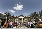 سیل گردشگران نوروزی در فارس