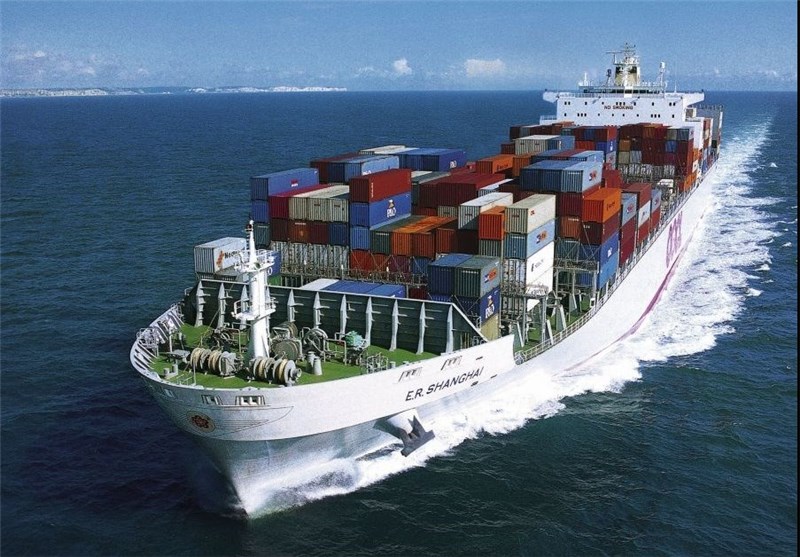 کشتی‌های باری مجبورند مسیر خود را برای دوری از ترافیک کانال سوئز تغییر دهند