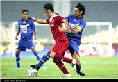 دیدار تیم های فوتبال استقلال و گهر دورود