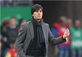 سرمربی تیم آلمان قراردادش را تا پایان یورو 2016 تمدید کرد