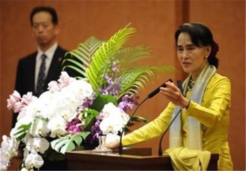 Myanmar&apos;s Suu Kyi Condemns All Rights Violations in Rakhine State