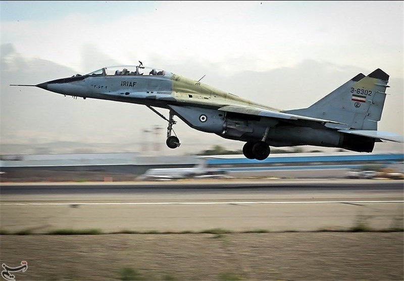 سانحه برای هواپیمای میگ 29 در پایگاه شهید نوژه همدان/یکی از خلبانان مجروح شد
