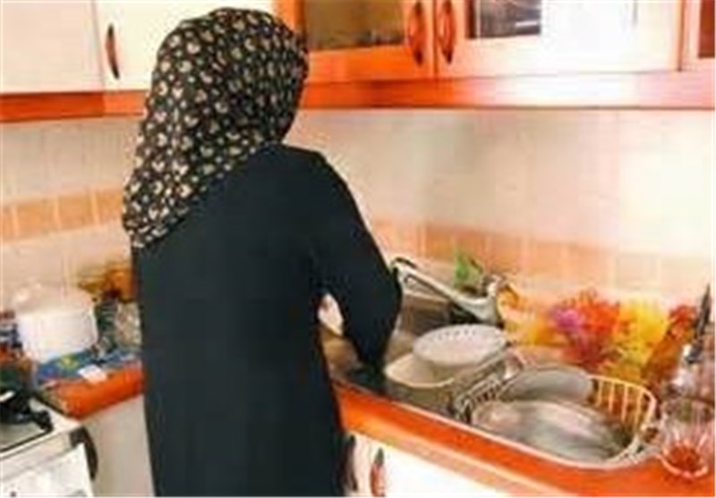 اواخر بهمن مهلت شناسایی افراد مشمول بیمه زنان خانه‌دار توسط وزیر تعاون