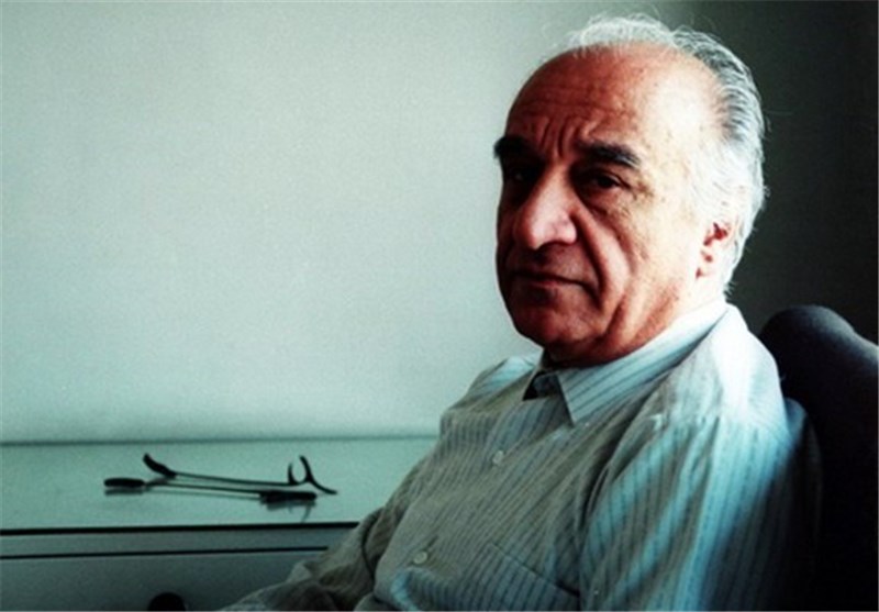 16 اثر فرامرز پایور در «رنگ‌ها و چند قطعه»