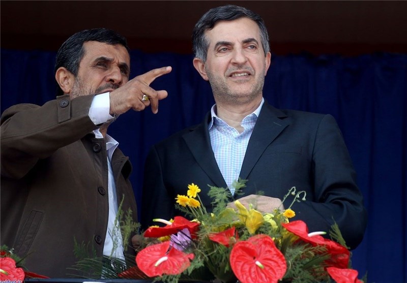 مشایی: تعریف‌های احمدی‌نژاد پدر مرا در آورد!