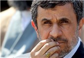 جمعی از نمایندگان مجلس نهم فردا با احمدی‌نژاد دیدار می‌کنند