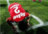 مهدوی‌کیا: فوتبال ما دیگر بازیکنی مانند کریمی به خود نمی‌بیند/او هنوز به آخر خط نرسیده است