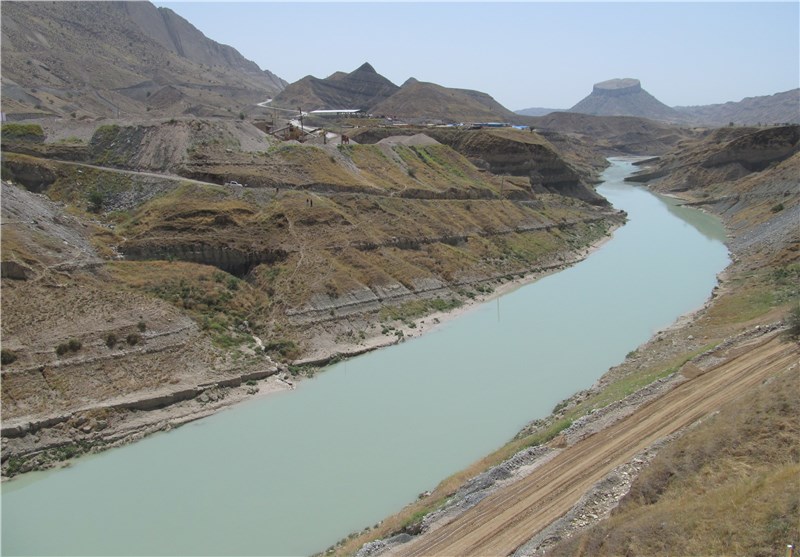 آب رودخانه کشکان پلدختر 90 درصد کاهش یافته است