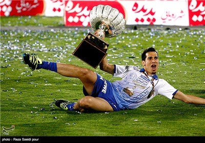 جشن قهرمانی تیم فوتبال استقلال در ورزشگاه آزادی تهران