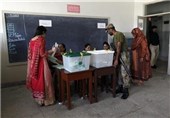 اعتراف رسمی کمیسیون انتخابات پاکستان در مورد تقلب‌های انتخاباتی