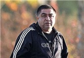 پیروانی: شانس پرسپولیس برای قهرمانی بیشتر از استقلال خوزستان است/ برانکو چند بازیکن حاشیه‌ساز را کنار خواهد گذاشت