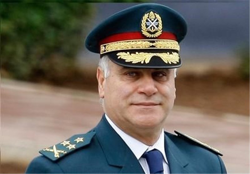 قائد الجیش اللبنانی یدعو العسکریین إلی الاستعداد لمواجهة الإرهاب التکفیری والصهیونی