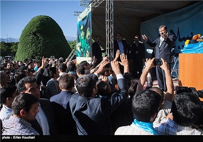نخستین همایش انتخاباتی محسن رضایی در پارک لاله تهران
