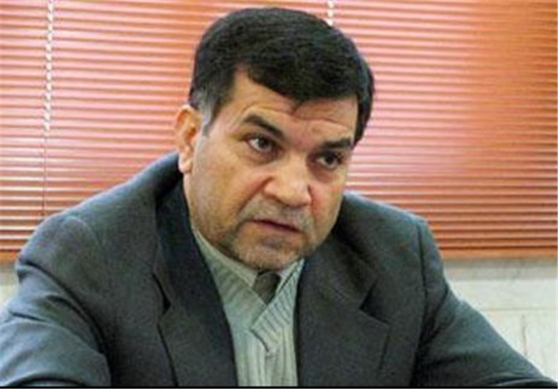روحانی به‌نفع عارف کناره‌گیری کند/ عارف امروز به هاشمی درباره عملکرد ستاد رقیب گله کرد