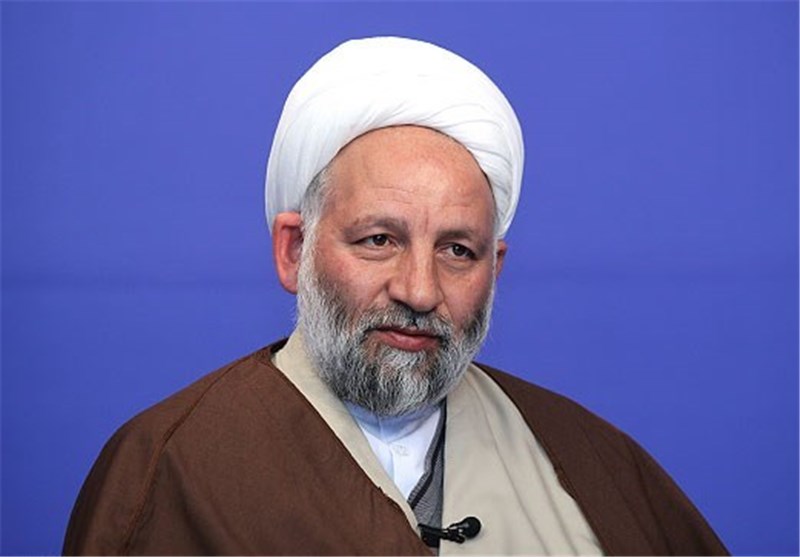 مشاور رئیس‌دولت نهم: احمدی‌نژاد مسیرش را اصلاح کند/تائید نامه 43 عضو کابینه احمدی‌نژاد