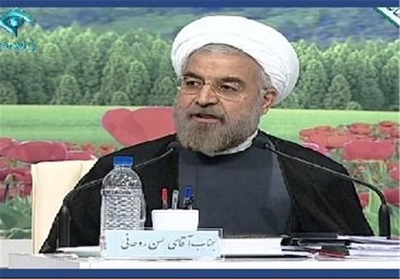 روحانی:راهکار حل معضلات فرهنگی تمرکز زدایی است/قالیباف: باید طرح نویی درانداخت