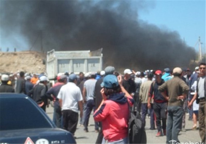 زخمی شدن 55 نفر در تظاهرات امروز مردم قرقیزستان/ اعلام حالت فوق‌العاده