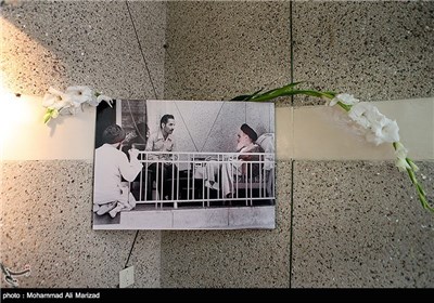 تجدید میثاق پرسنل نیروی انتظامی با آرمانهای امام راحل در حسینیه جماران