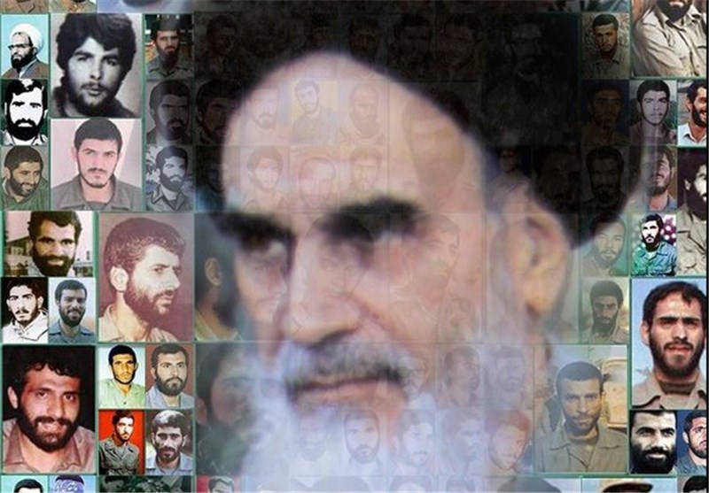 نمایشگاه عکس دوران مبارزاتی امام خمینی (ره) در میناب